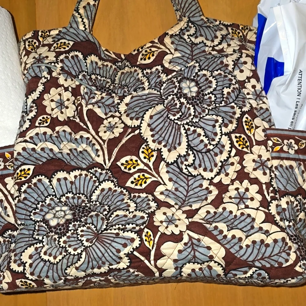 Vera Bradley Laptop Bag with Blue/Brown Quited Pattern